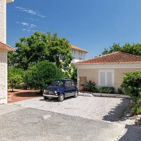 Duplex With View On The Cap D'antibes أنتيب