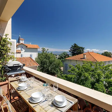 Duplex With View On The Cap D'antibes شقة *