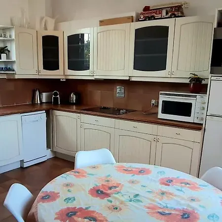 Apartment Duplex With View On The Cap D'antibes Antibes