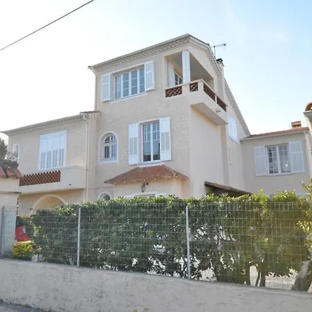 Apartment Duplex With View On The Cap D'antibes *