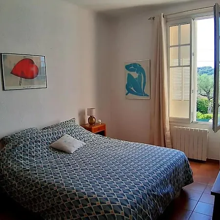 Duplex With View On The Cap D'antibes Apartment