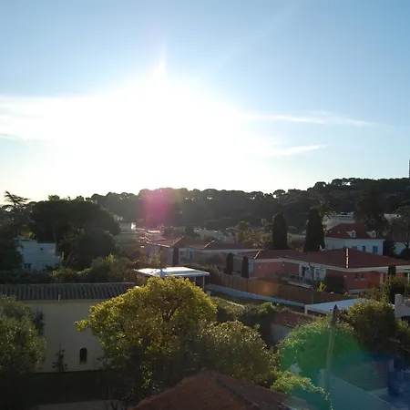 Apartment Duplex With View On The Cap D'antibes *